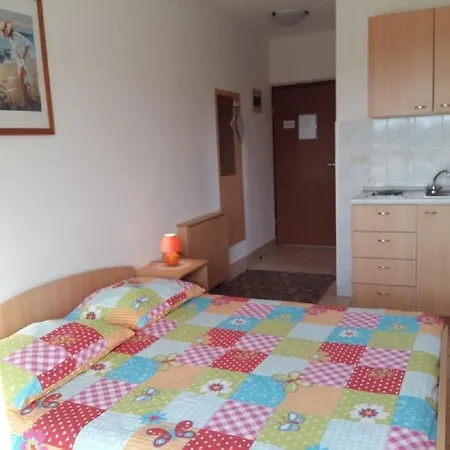 Edi Apartament *